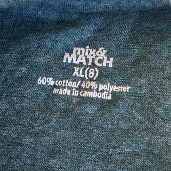 NWT Boys size XL-8 long-sleeve shirt - Picture 3 of 3